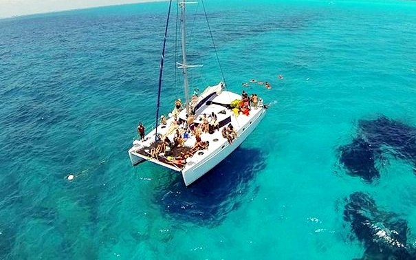 catamaran cruise to margaritaville jamaica